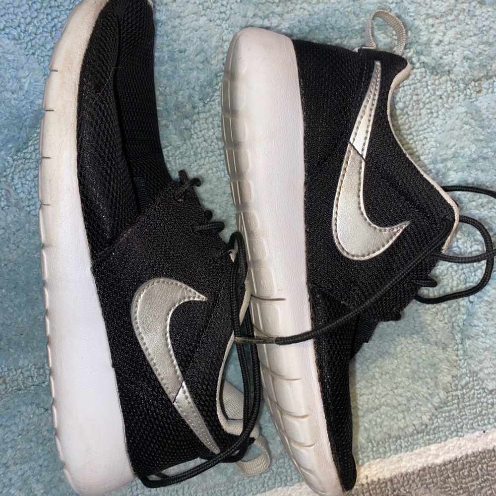 Nike jv shoe